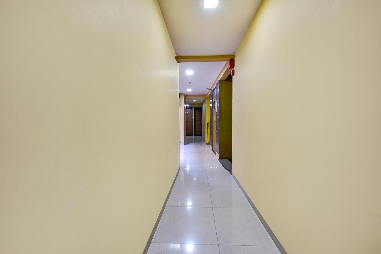 Fabhotel Rb Residency Surat Luaran gambar