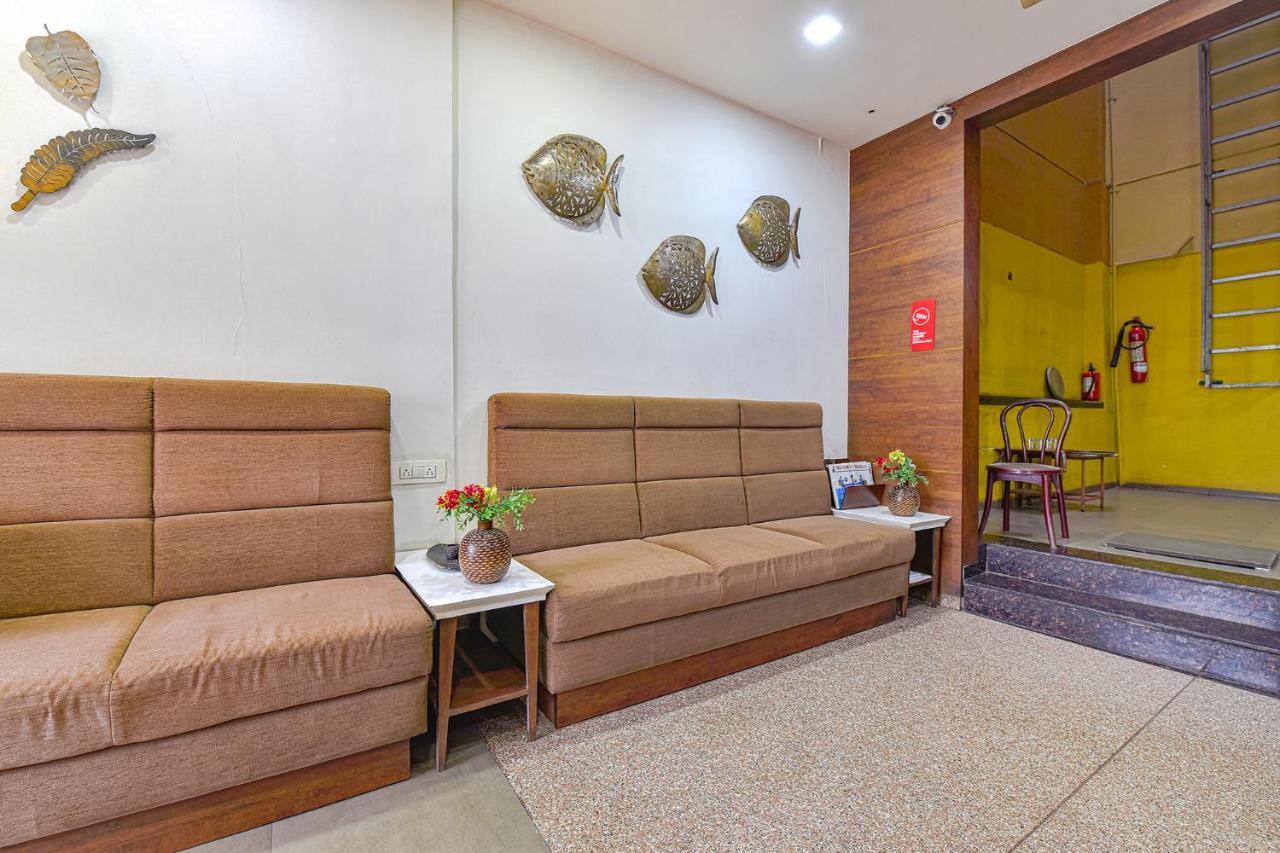 Fabhotel Rb Residency Surat Luaran gambar