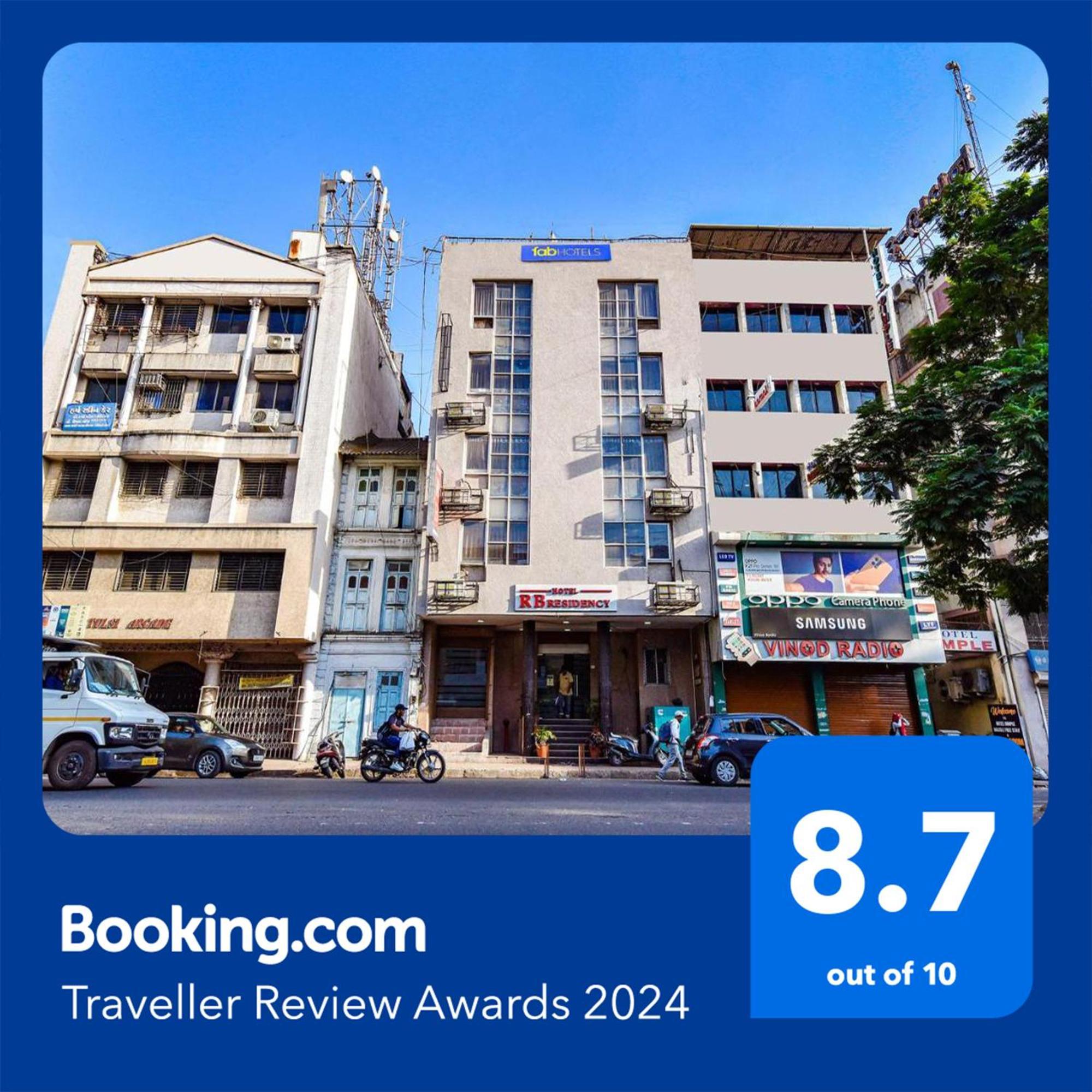 Fabhotel Rb Residency Surat Luaran gambar
